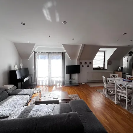 Juli Tatranská Lomnica